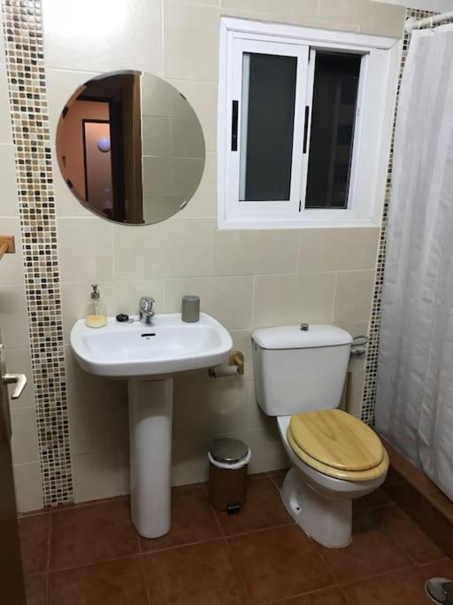 Una Casa Con Vistas La Caleta  Exterior foto